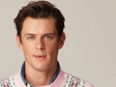 Ten jeden wełniany sweter wywołał burzę w sieci. Czy to upadek męskości?