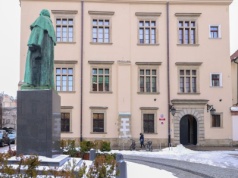 Kraków: Dyrektor XLIV LO zawieszony po zawiadomieniu kuratorium