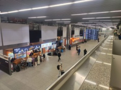 Incydent na krakowskim lotnisku. Pasażer wyrzucony z rejsu