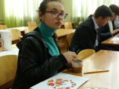 Mikołajkowy prezent w szkole za "symboliczne" 80 zł. Rodzice poupadali na głowy