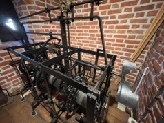 Jak brzmi czas? Można to usłyszeć i zobaczyć w sercu Tarnowa