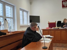 Ruszył proces w sprawie pseudohodowli psów. "Były w fekaliach, nie było wody i karmy"