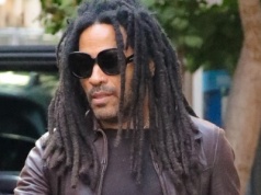 Słynny "sześciopak" i sylwetka godna 30-latka. Jak 61-letni Lenny Kravitz dba o formę?