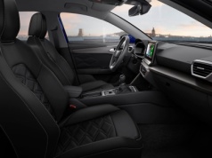 Europejskie kombi z automatem po rabacie 24 700 zł komplikuje życie Omodzie 5 Hybrid już na starcie jej sprzedaży. Spalanie podobne, bagażnik dużo większy