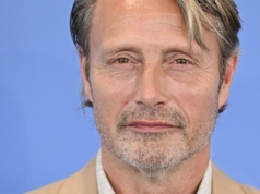 Mads Mikkelsen w obsadzie polskiej produkcji. O czym opowie "Kraina snów"?