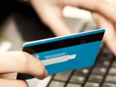 Tego nigdy nie wpisuj w tytule przelewu. Konsekwencje mogą być opłakane