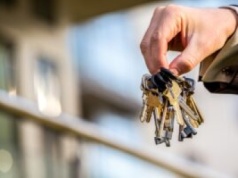 Masz mieszkanie? Inspektor wejdzie bez zgody! Zapłacisz za błędy poprzednika.