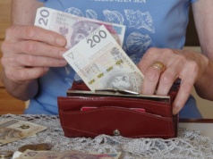 Zaproponowali próg dla 800 plus. Nawet 13,4 mld zł zysku rocznie