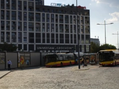 Mieszkańcy Grochowa zaniepokojeni. Ściany w ich bloku popękały