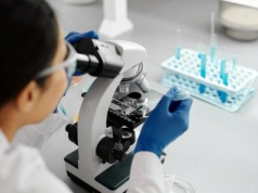 Pierwsza na świecie eksperymentalna szczepionka na raka płuc LungVax weszła w fazę  badań klinicznych