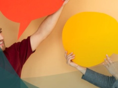 Jesteście “na ty”? To wcale nie musi oznaczać przyjaźni. Zaskakujące prawdy o naszych relacjach