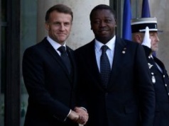 Rosja rozszerza wpływy w Afryce. Spotkanie Macrona nie pomogło
