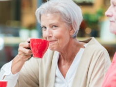 4 szklanki dziennie wydłużają życie. Teraz nie ma już wątpliwości