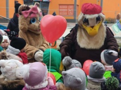 Leosia i Bieluś przypomnieli o prawach najmłodszych – kolorowy happening w Częstochowie