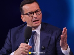 Napięte relacje w PiS. Mateusz Morawiecki ma żal do posłów