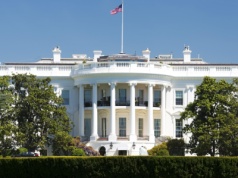 Strzelanina nieopodal Białego Domu! Rannych dwóch żołnierzy, "prezydent powiadomiony"