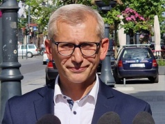 Senator Kwiatkowski zawieszony w prawach członka klubu