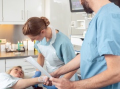 Staż lekarski do skrócenia. Samorząd zdradza, na co może się zgodzić