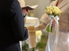 Czy w adwent można brać ślub? "Przepisy" swoje, a ksiądz swoje. Nie dopuści każdego