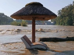 Coraz więcej ofiar powodzi