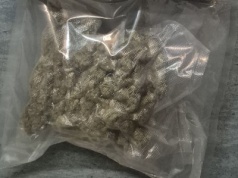 38-latek z ponad 100 gramami marihuany trafił do aresztu