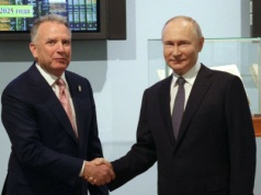 Zakakujący wybór i "przyjaciel" Putina. Kim jest człowiek, który negocjuje pokój w Ukrainie?