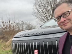 Jeździłem Exlantixem ET. Chiński SUV premium będzie mieć cenę nieadekwatną do poziomu auta