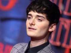 Noah Schnapp wspomina presję coming outu: "Ludzie pytali mnie, czy jestem gejem". Gwiazdor "Stranger Things" miał wtedy 12 lat