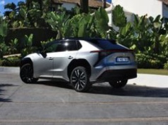 Pierwsza jazda: Toyota bZ4X – sposób na milion