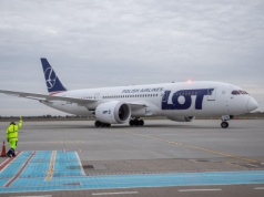 Bezpośrednie loty z Polski do wioski św. Mikołaja