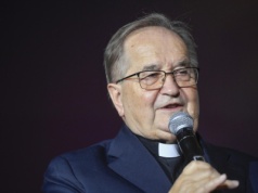 Wiemy jak wyglądało wejście agentów CBA do fundacji ojca Rydzyka. Zaskakujące słowa …