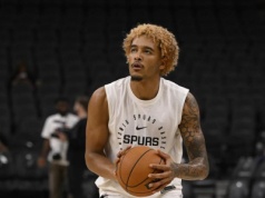 NBA. Ostrogi pokonały Portland Trail Blazers. Efektowny wsad Sochana