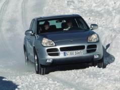 Co sprawdzić przed zakupem, co wymienić po? Usterki Porsche Cayenne.