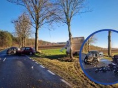 Czołowe zderzenie pod Zakrzewem. Dwie osoby w szpitalu