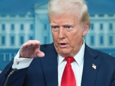 Trump do reporterki pytającej o atak na łódź: jesteś wstrętna