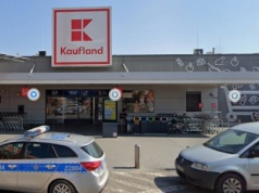 Dramat na parkingu przed Kauflandem. Mężczyzna nagle upadł na ziemię