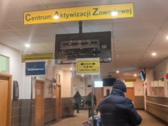 Młodym będzie trudno znaleźć pracę. Oto kogo chcą zatrudniać firmy