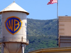 Zacięta walka o Warner Bros., a w tle Trump, losy kina i dziesiątki miliardów dolarów