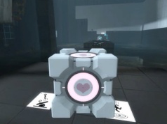 Gracze już tworzą „skiny” do Steam Machine. Po zakupie będziecie mogli zmienić sprzęt w Kostkę z Portala