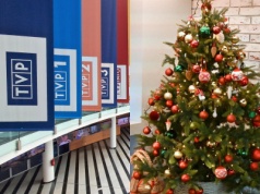 Telewizja Polska wypłaci pracownikom świąteczne dodatki. Na ich konta trafi spora suma