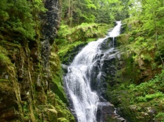 Widoki jak z powieści fantasy. To magiczne miejsce znajduje się w Polsce