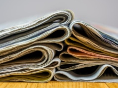 Rząd rezygnuje z zakazu wydawania prasy przez samorządy. Wydawcy protestują