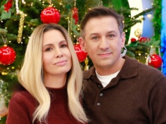 Redakcja "halo tu polsat" ze Szlachetną Paczką. Agnieszka Hyży, Maciek Rock i Maks Behr odwiedzili pana Wojciecha