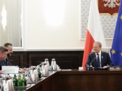 Druga rocznica zaprzysiężenia rządu Tuska. Premier podsumowuje