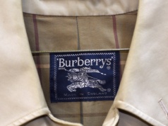 Rzeczy z drugiej ręki, na które warto polować. Są warte więcej niż myślisz