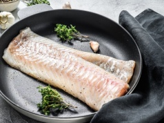 ​Ma mało ości i nie śmierdzi tranem. Ta ryba powinna królować na świątecznym stole