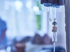 Nowa technologia w leczeniu raka płuca. Dłuższy czas przeżycia, mniejsze ryzyko zgonu