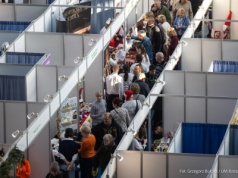 W Jasionce trwają targi Ekogala. Przewinęły się tysiące osób, jutro „VIP-y gotują”