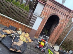 Jeden mężczyzna spłonął. Drugi się uratował (ZDJĘCIA)