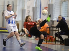 Futsal. W derbach lepsze "Wysokie szpilki"